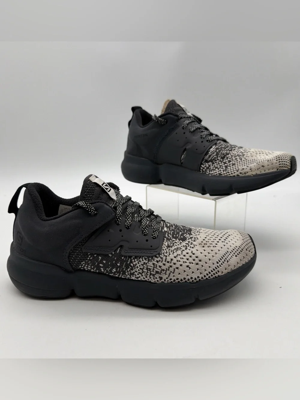 Salomon Womens 7 Predict SOC Running Shoes Gray White Knit Sneakers Lightweight